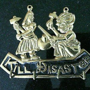 Key Holder Wall Plate 4 Hooks Indian Brass Fighting Figures Warriors Mounted Fix